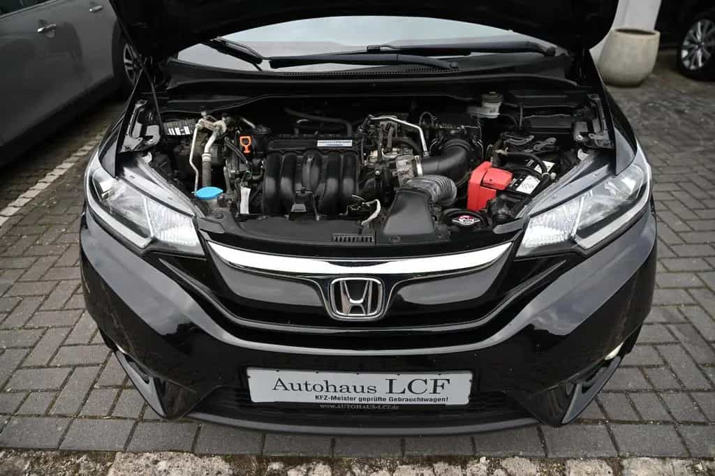 Honda Jazz 1.3 i-VTEC Trend 1.Hd. Sitzhz. AHK 08/2017-photo-24