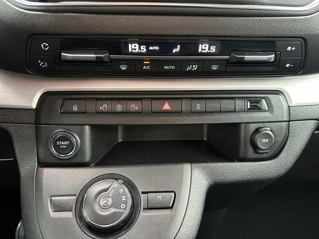 Toyota Proace (Verso) Proace Verso 2.0 D L1 Executive *StHz*Pano*Leder 05/2018-photo-27