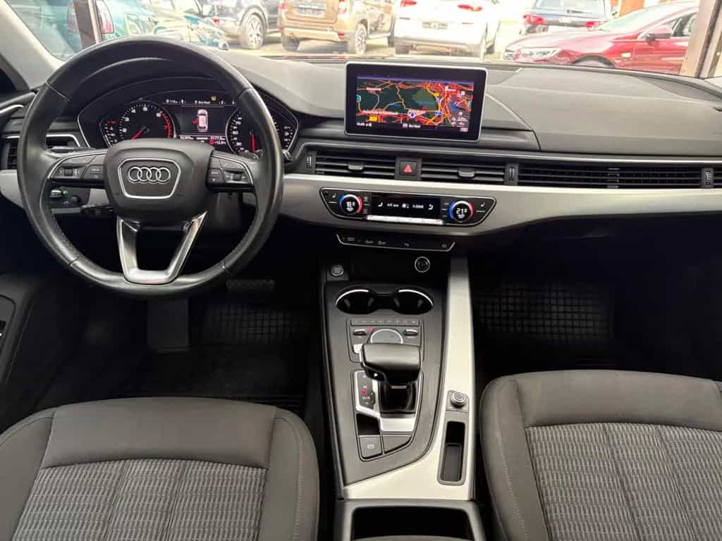 Audi A4 Avant 40 TFSI / AHK schwenkbar / Standhzg. 05/2019-photo-13
