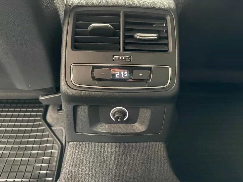 Audi A4 Avant 40 TFSI / AHK schwenkbar / Standhzg. 05/2019-photo-18