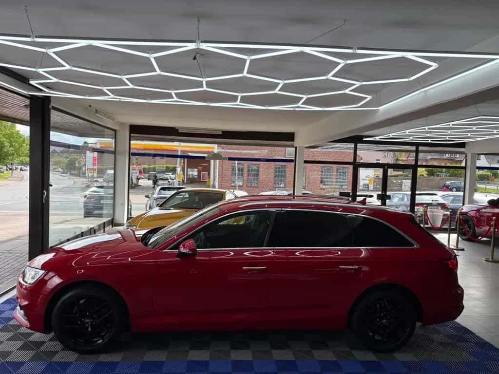 Audi A4 Avant 40 TFSI / AHK schwenkbar / Standhzg. 05/2019-photo-4