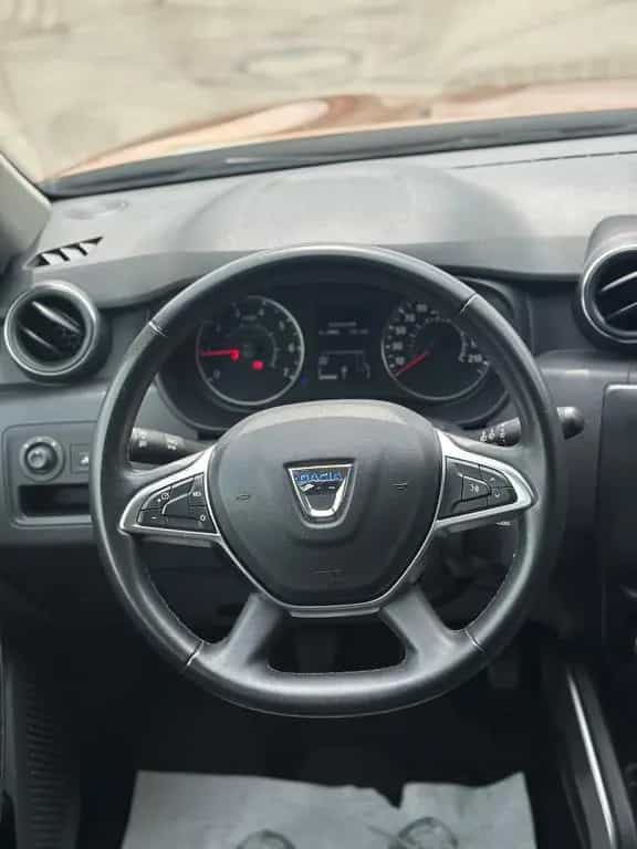Dacia Duster II Prestige Allrad NAVI Kamera 04/2018-photo-10