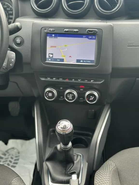 Dacia Duster II Prestige Allrad NAVI Kamera 04/2018-photo-19