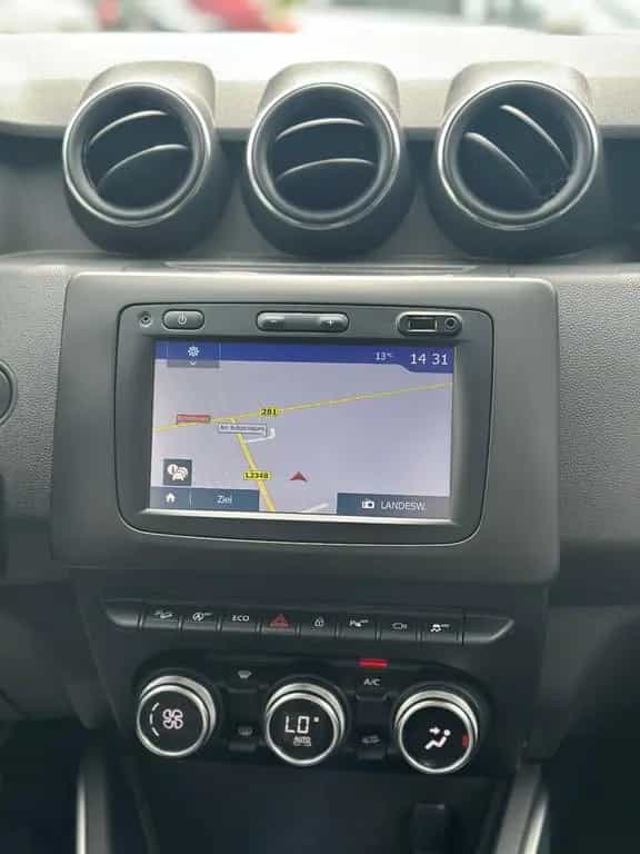 Dacia Duster II Prestige Allrad NAVI Kamera 04/2018-photo-20