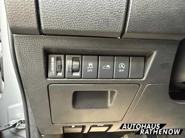 Isuzu D-Max Double Cab 4WD LS SHZ Totwinkelassistent S null-photo-10