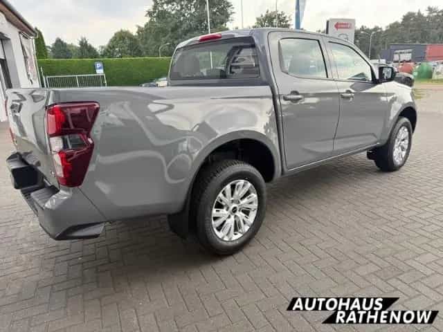 Isuzu D-Max Double Cab 4WD LS SHZ Totwinkelassistent S null-photo-4