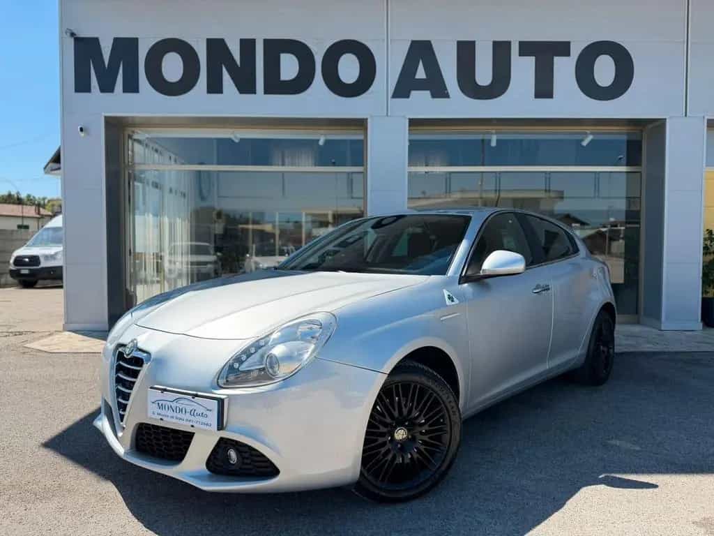 Alfa Romeo Giulietta Alfa R. Giulietta 2.0 JTDm-2 140 CV Progression 03/2012-photo-1