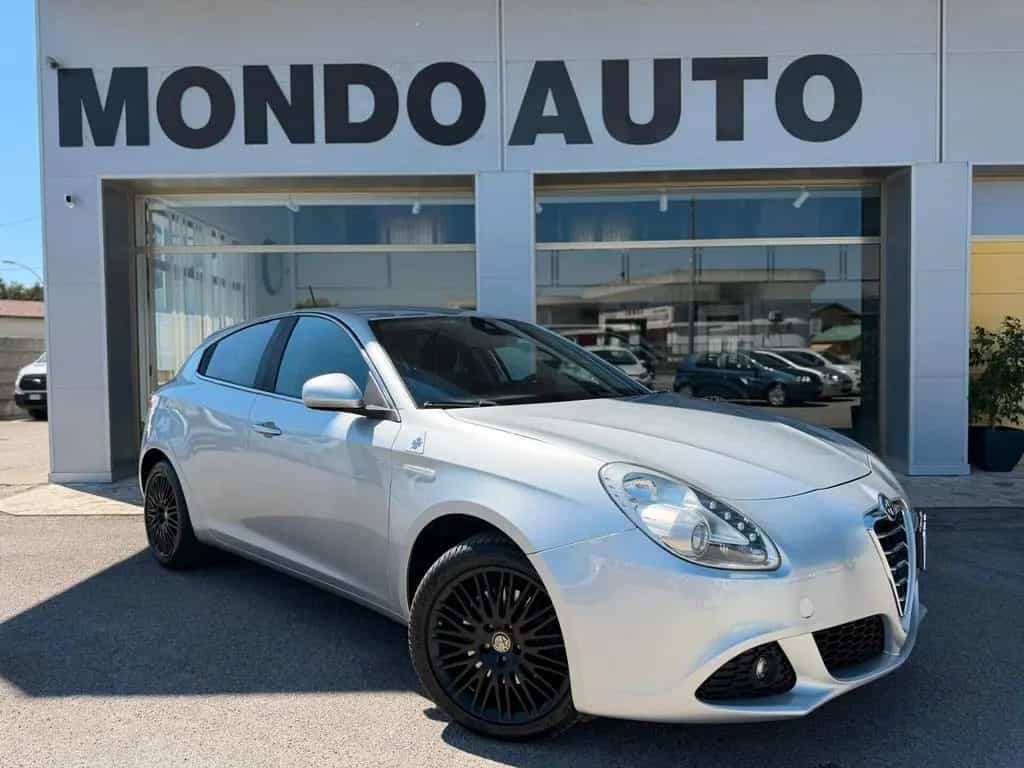 Alfa Romeo Giulietta Alfa R. Giulietta 2.0 JTDm-2 140 CV Progression 03/2012-photo-2