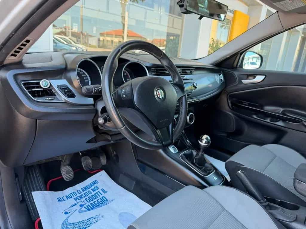 Alfa Romeo Giulietta Alfa R. Giulietta 2.0 JTDm-2 140 CV Progression 03/2012-photo-8