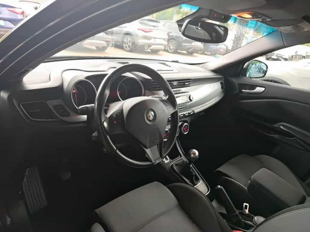 Alfa Romeo Giulietta 1.4 Turbo 120 CV Distinctiv 09/2010-photo-8