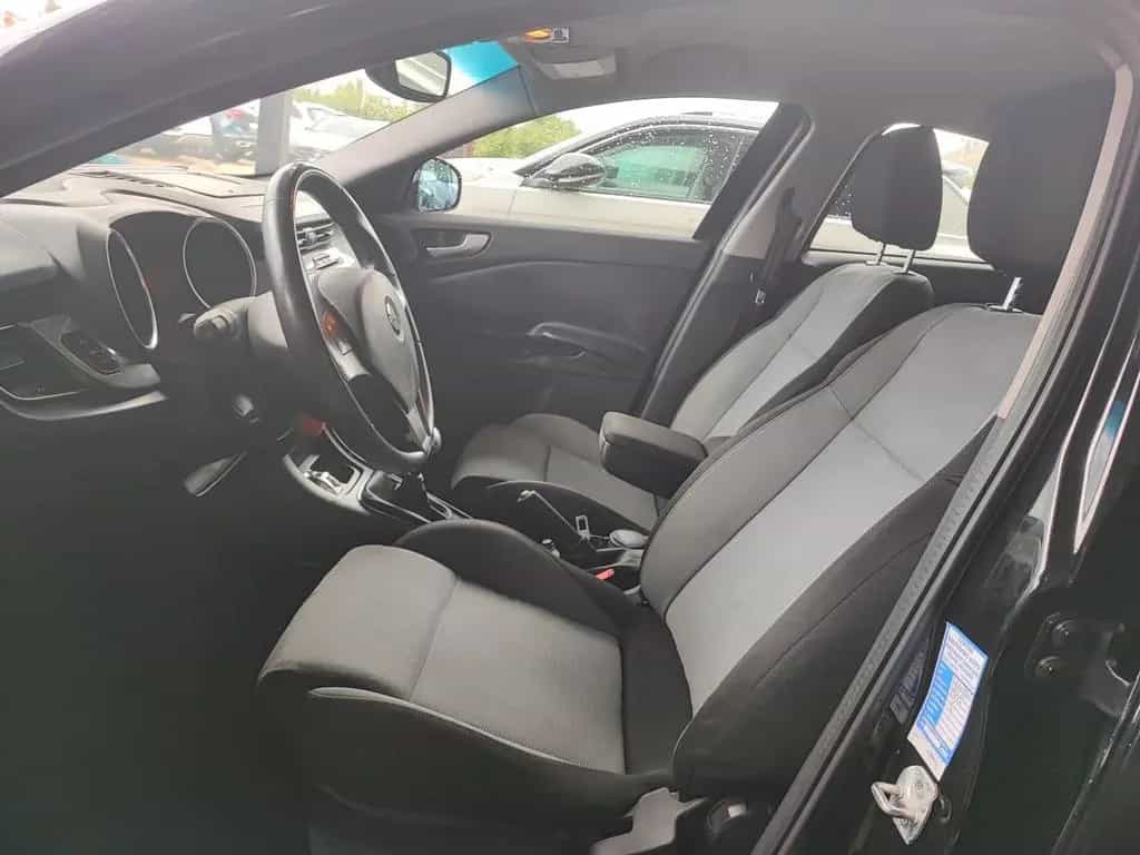 Alfa Romeo Giulietta 1.4 Turbo 120 CV Distinctiv 09/2010-photo-9