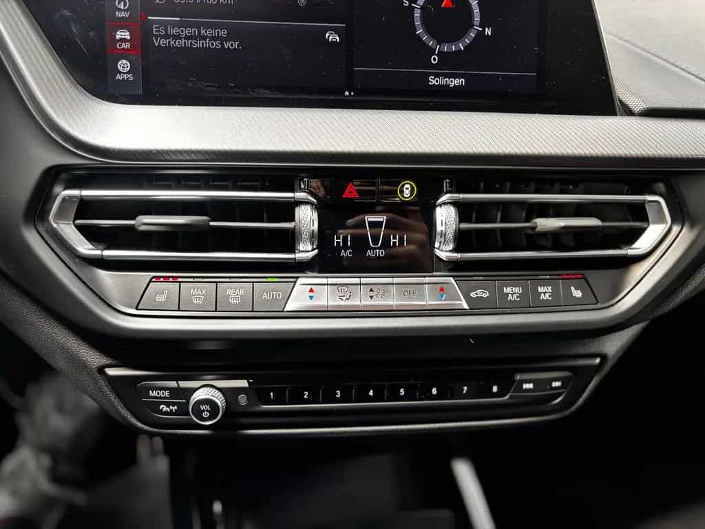 BMW 120 i M-Sport LED HiFi LcProf LHZ SHZ KEYLESS 04/2023-photo-17