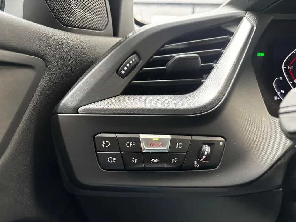 BMW 120 i M-Sport LED HiFi LcProf LHZ SHZ KEYLESS 04/2023-photo-22
