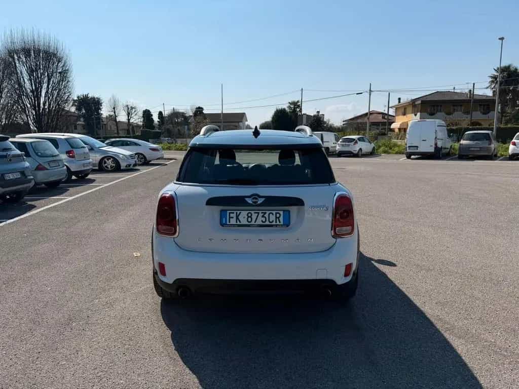 MINI Countryman S (Cooper) Mini Cooper SD Countryman 2.0 S Hype ALL4 07/2017-photo-4