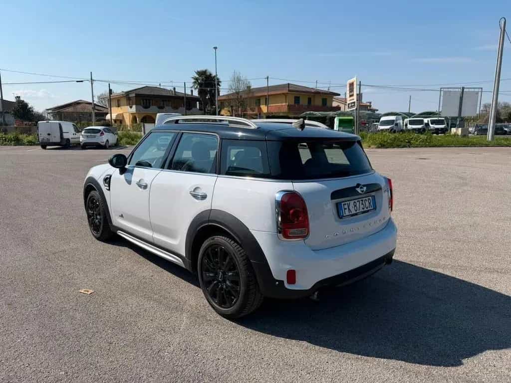 MINI Countryman S (Cooper) Mini Cooper SD Countryman 2.0 S Hype ALL4 07/2017-photo-5