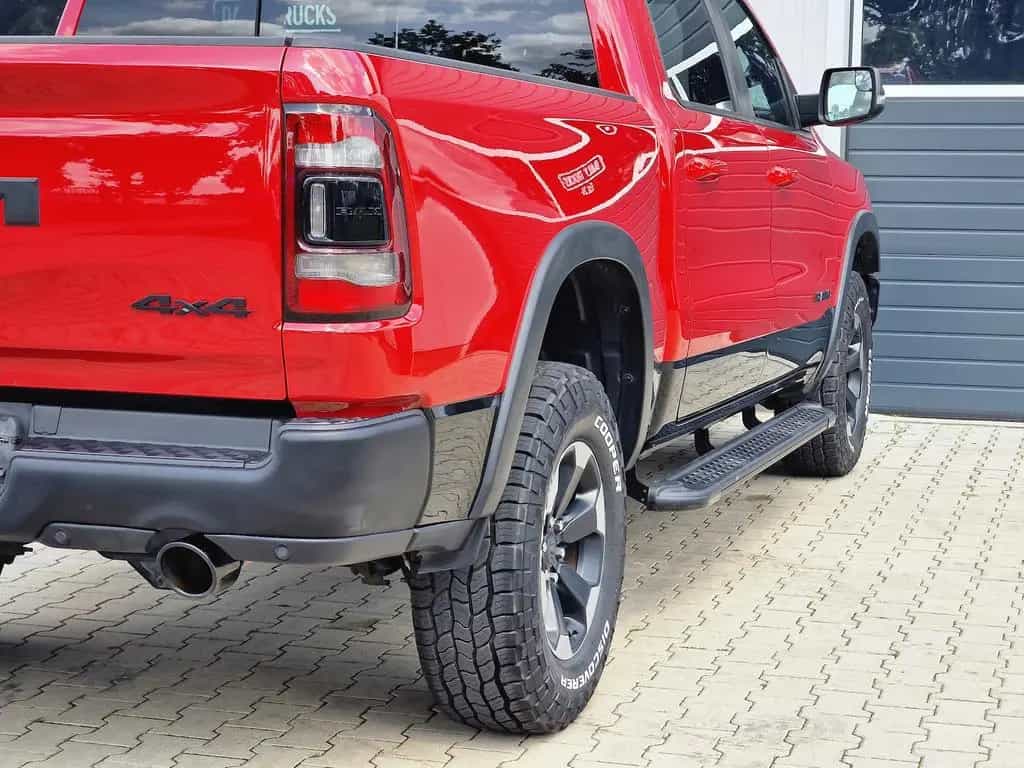Dodge RAM 1500 5.7 4x4 Rebel LED AHK Kamera PDC 06/2019-photo-11
