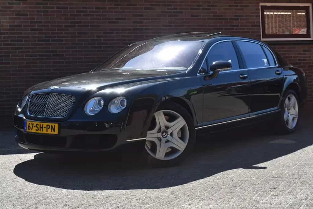 Bentley Continental Flying Spur 6.0 W12 561pk '06 Orig N 01/2006-photo-0