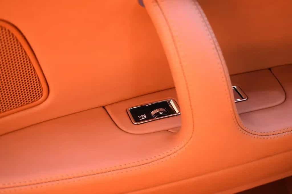 Bentley Continental Flying Spur 6.0 W12 561pk '06 Orig N 01/2006-photo-15
