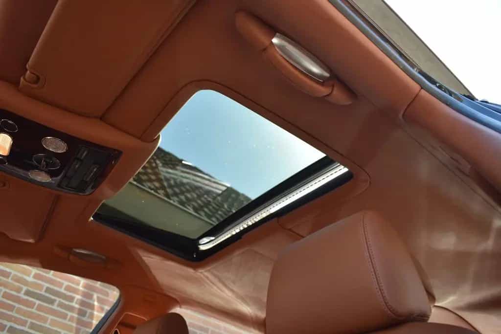 Bentley Continental Flying Spur 6.0 W12 561pk '06 Orig N 01/2006-photo-20