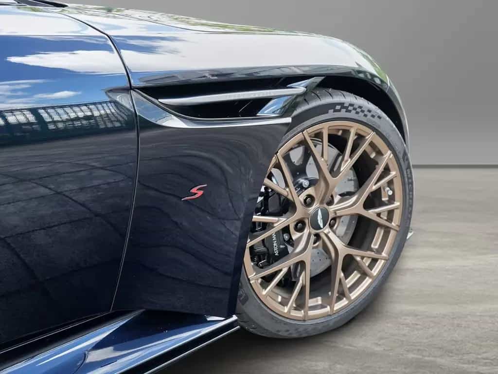 Aston Martin DB12 S Coupe Ultramarine Black - Dark Knight null-photo-21
