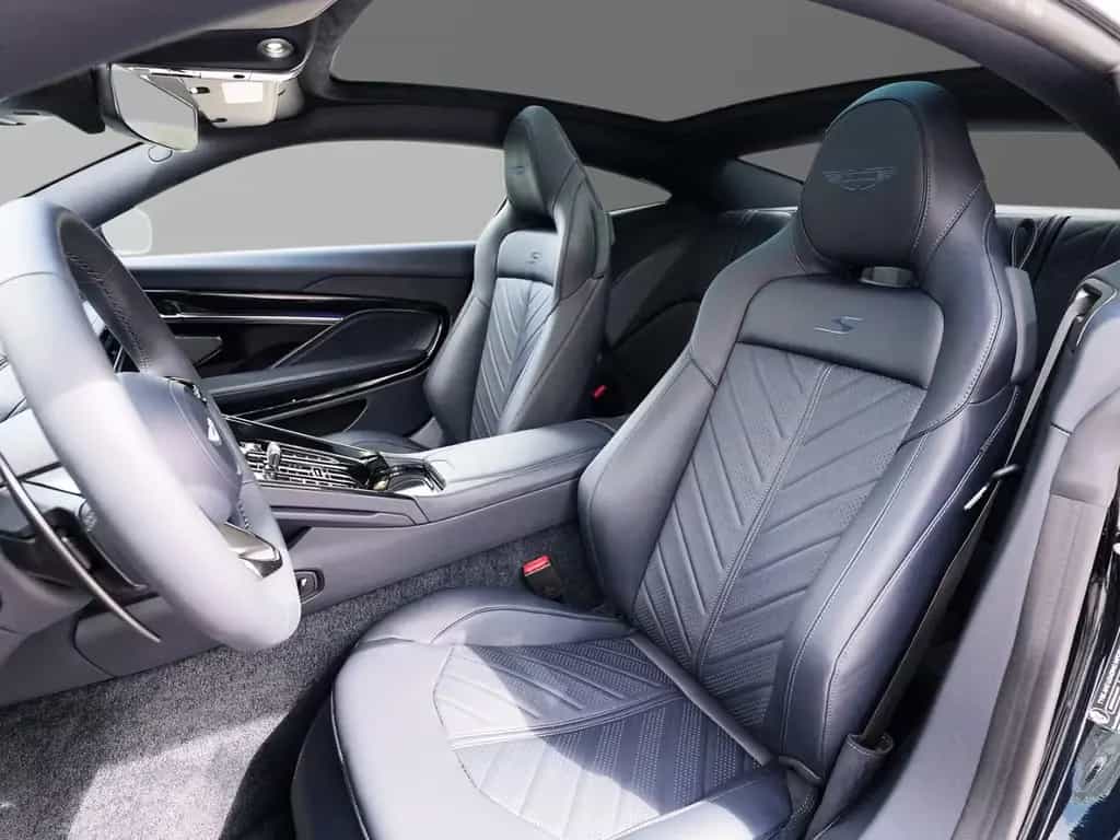 Aston Martin DB12 S Coupe Ultramarine Black - Dark Knight null-photo-26