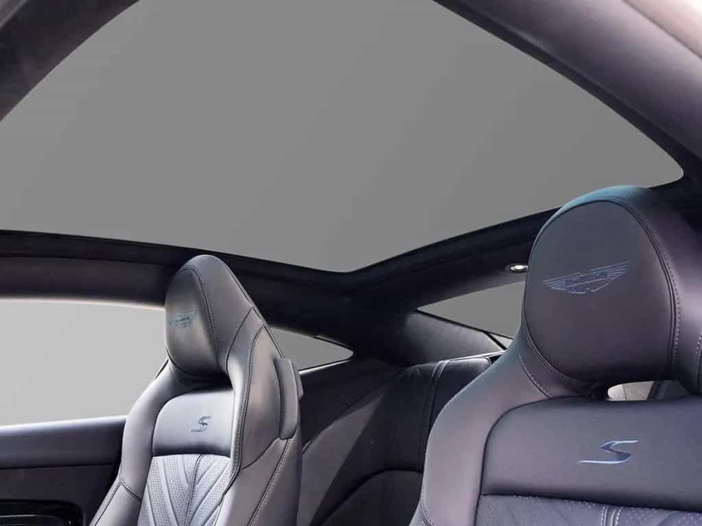 Aston Martin DB12 S Coupe Ultramarine Black - Dark Knight null-photo-27