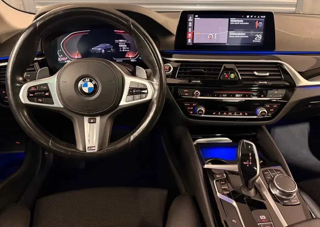 BMW 520 d M-Sport Line Schiebedach*Virtual*Leder*LED 03/2020-photo-10
