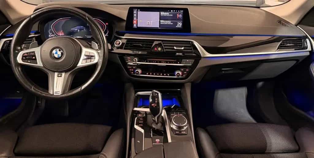 BMW 520 d M-Sport Line Schiebedach*Virtual*Leder*LED 03/2020-photo-14