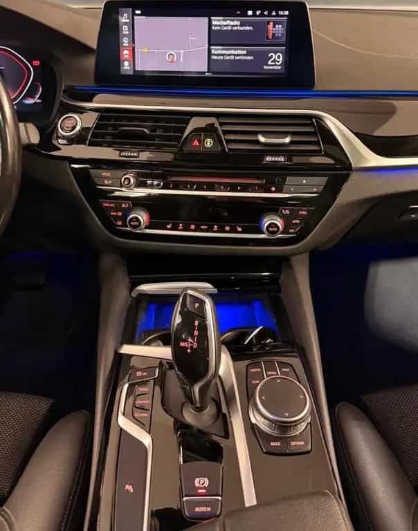 BMW 520 d M-Sport Line Schiebedach*Virtual*Leder*LED 03/2020-photo-16