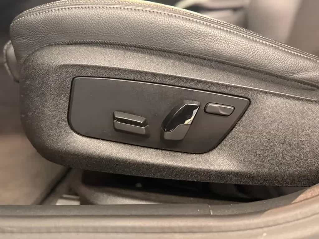 BMW 520 d M-Sport Line Schiebedach*Virtual*Leder*LED 03/2020-photo-9