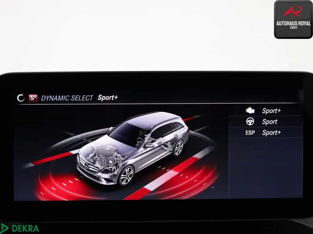 Mercedes-Benz C 300 T 3x AMG PANO,KEYLESS,KAMERA,CARPLAY,SH 07/2019-photo-18