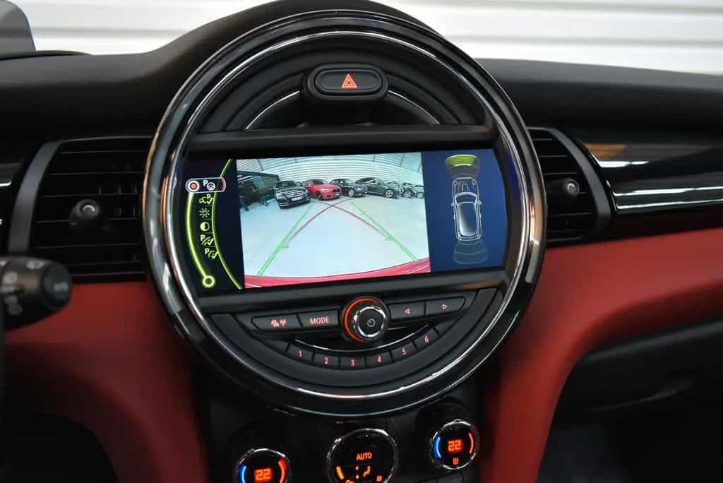 MINI Cooper S Automatik+H&K+Kamera+PanoDach+SHZ 12/2014-photo-21