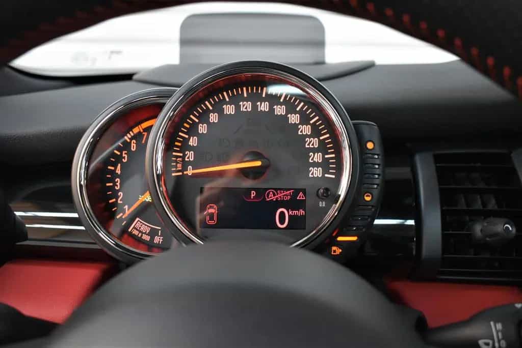 MINI Cooper S Automatik+H&K+Kamera+PanoDach+SHZ 12/2014-photo-23