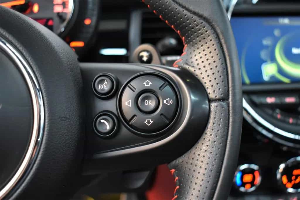 MINI Cooper S Automatik+H&K+Kamera+PanoDach+SHZ 12/2014-photo-24