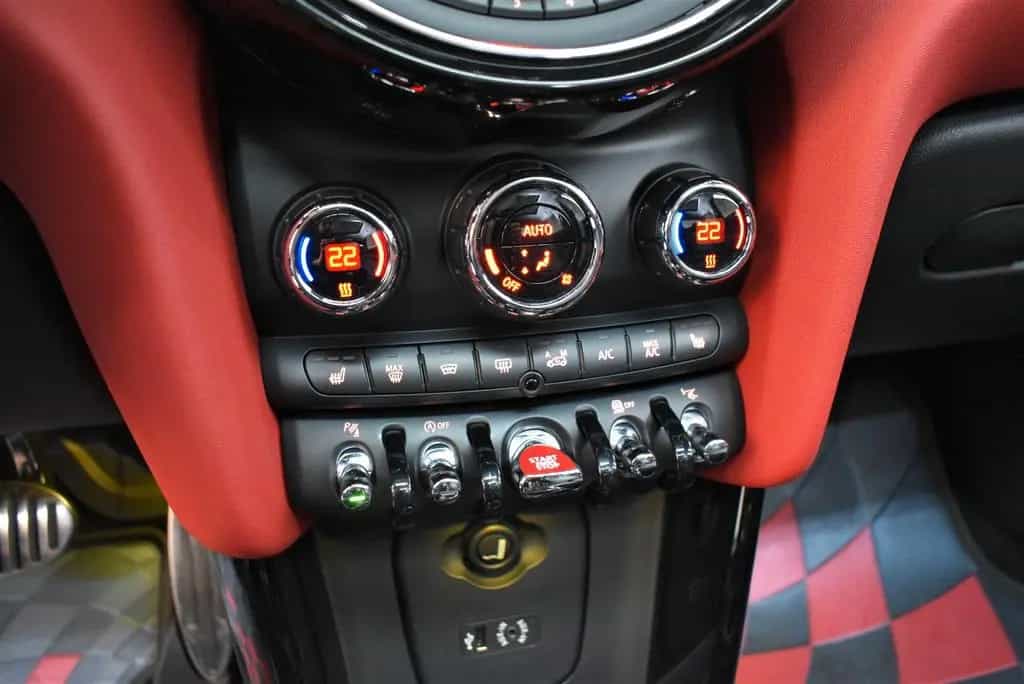 MINI Cooper S Automatik+H&K+Kamera+PanoDach+SHZ 12/2014-photo-26