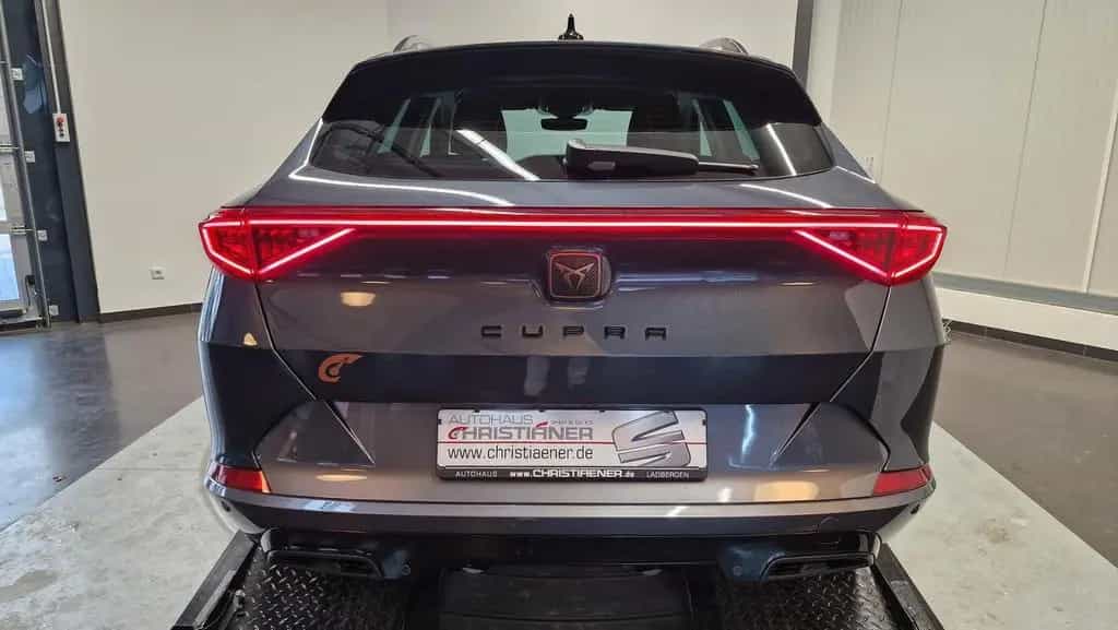 Cupra Formentor 1.5 TSI Matrix/ Full Link/ AHK/ Top... 05/2024-photo-10