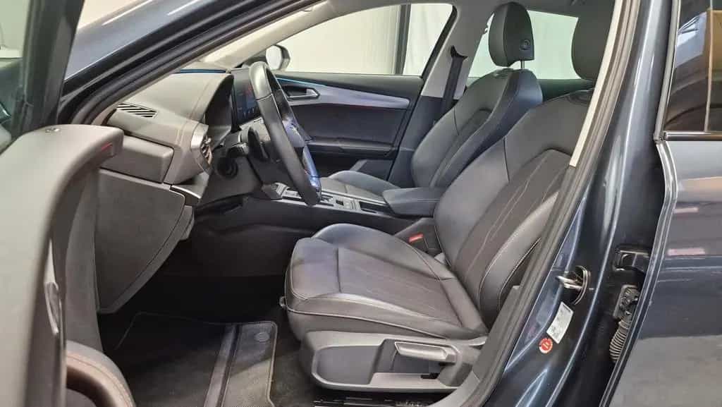 Cupra Formentor 1.5 TSI Matrix/ Full Link/ AHK/ Top... 05/2024-photo-4