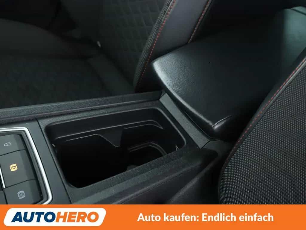 Seat Leon 1.5 eTSI ACT FR Aut.*NAVI*PDC*LED*SHZ*ACC* 04/2022-photo-29