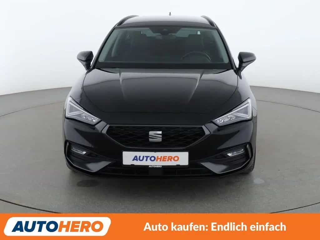 Seat Leon 1.5 eTSI ACT FR Aut.*NAVI*PDC*LED*SHZ*ACC* 04/2022-photo-8