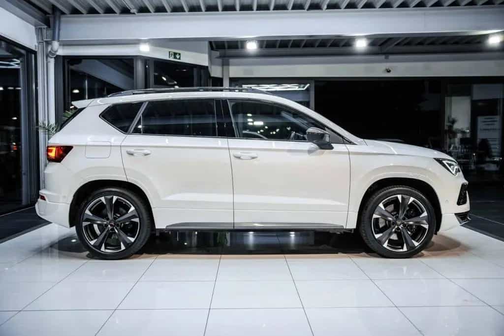 Cupra Ateca VZ 2.0 TSI DSG 4Drive 360 NAVI LED RFK SHZ 07/2023-photo-6