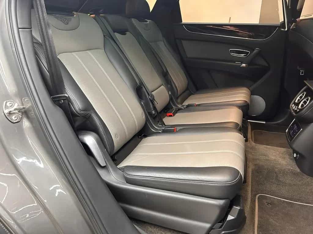 Bentley Bentayga V8 D PANO+NAVI+LED+SHZ+HEAD+ACC+360+22" 02/2017-photo-10