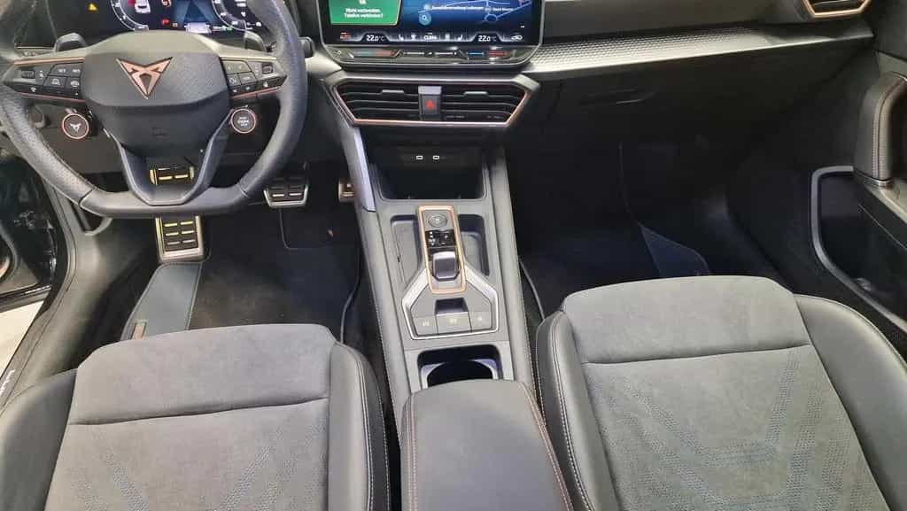 Cupra Formentor 1.5 eTSI AHK/ GJR/ Navi/ Alcantara/... 04/2025-photo-15