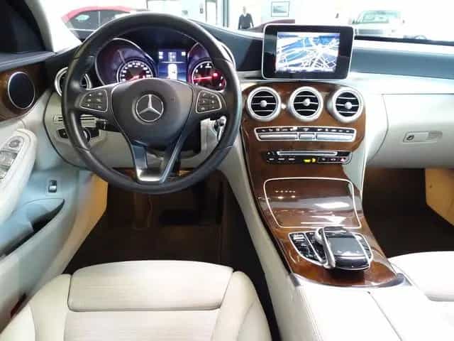 Mercedes-Benz C 180 Luxury TLeder Navi PDC SHZ AHK erst72765KM 01/2018-photo-16