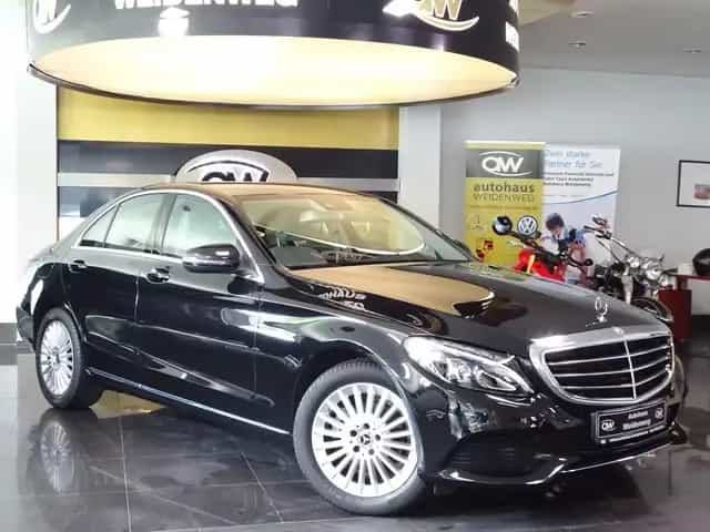 Mercedes-Benz C 180 Luxury TLeder Navi PDC SHZ AHK erst72765KM 01/2018-photo-2