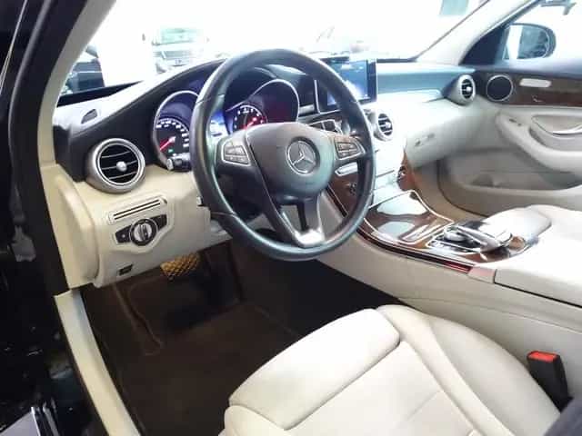 Mercedes-Benz C 180 Luxury TLeder Navi PDC SHZ AHK erst72765KM 01/2018-photo-22