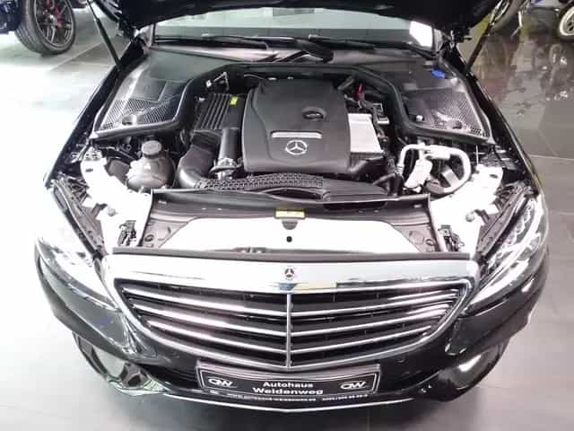 Mercedes-Benz C 180 Luxury TLeder Navi PDC SHZ AHK erst72765KM 01/2018-photo-25