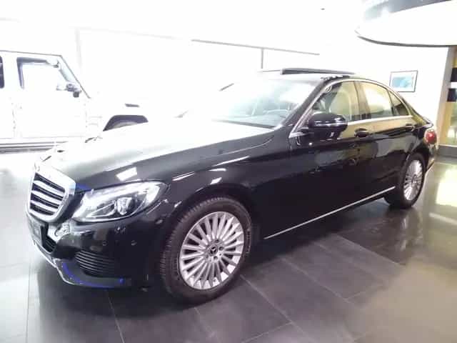 Mercedes-Benz C 180 Luxury TLeder Navi PDC SHZ AHK erst72765KM 01/2018-photo-4