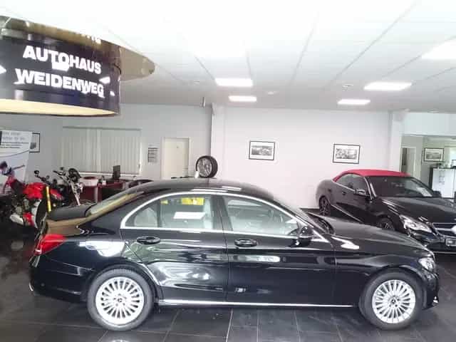 Mercedes-Benz C 180 Luxury TLeder Navi PDC SHZ AHK erst72765KM 01/2018-photo-8