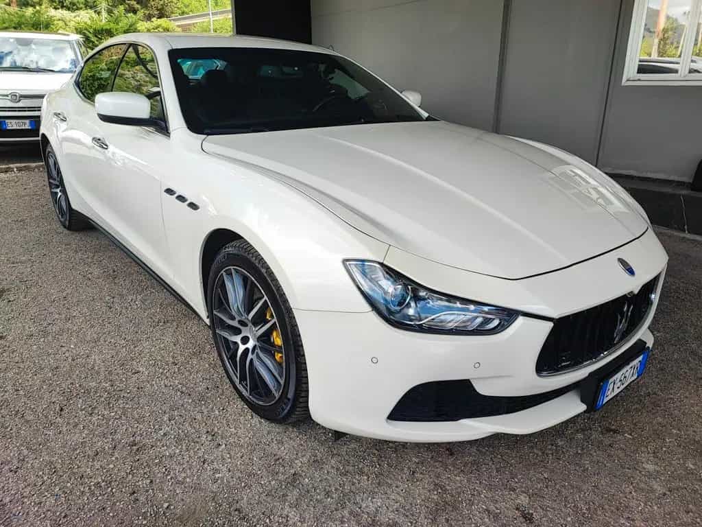 Maserati Ghibli V6 Diesel 01/2015-photo-2