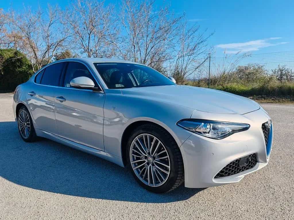 Alfa Romeo Giulia 2.2 TD AT8 190cv Ti 12/2020-photo-4